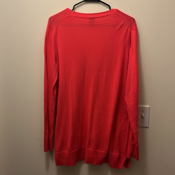 GAP red basic women’s cardigan size Large - Picture 3 of 7
